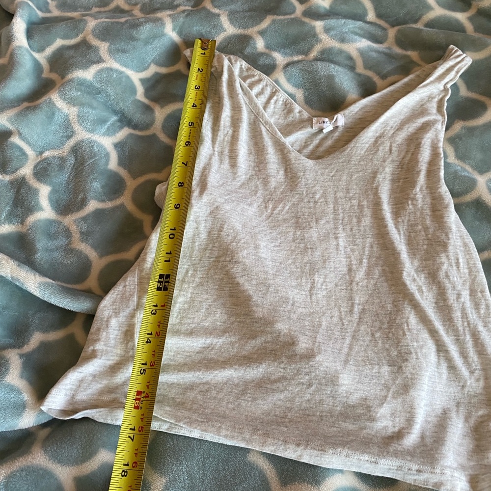Light Gray Tank - Picture 4 of 4